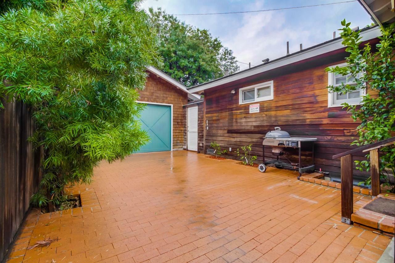 A Touch Of Cape Cod In West Hollywood Villa Los Angeles Bagian luar foto
