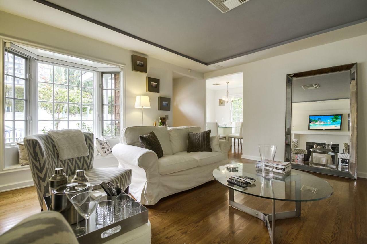 A Touch Of Cape Cod In West Hollywood Villa Los Angeles Bagian luar foto